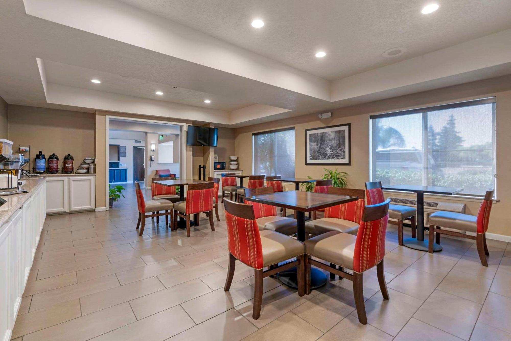 Comfort Inn Lathrop Stockton Airport Exterior foto